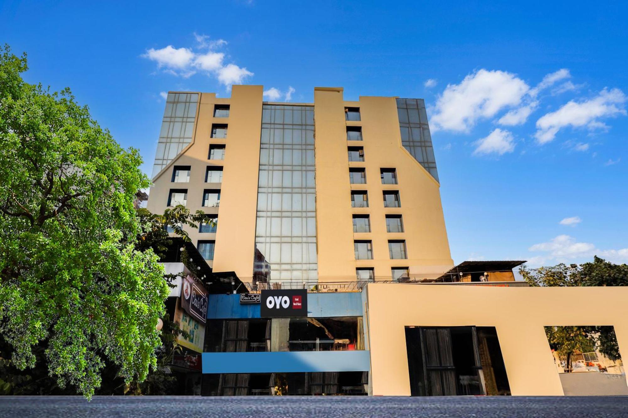 Hotel O Neek Palace Ahmedabad Exterior foto